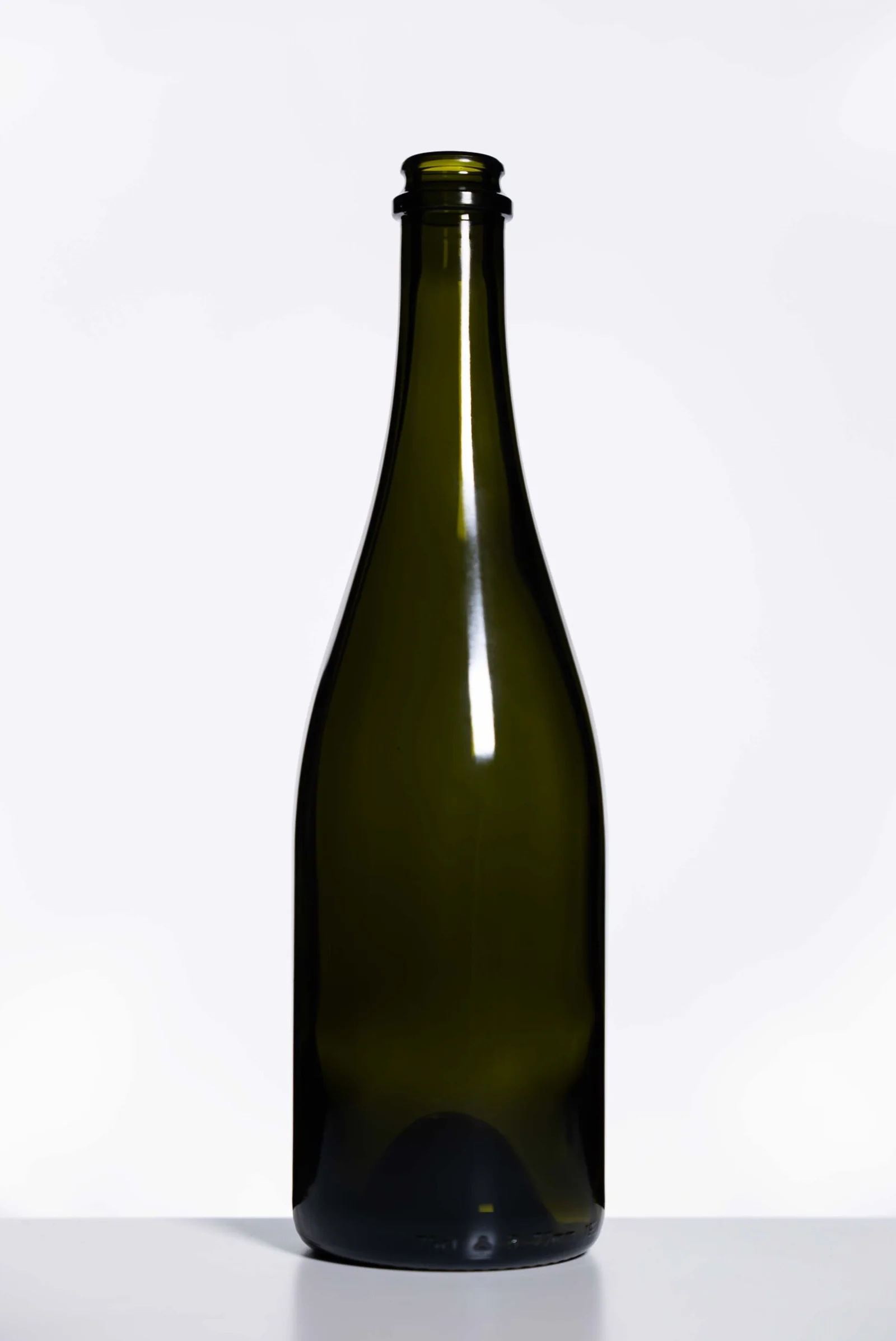  Šampanjac 750 ml oliva